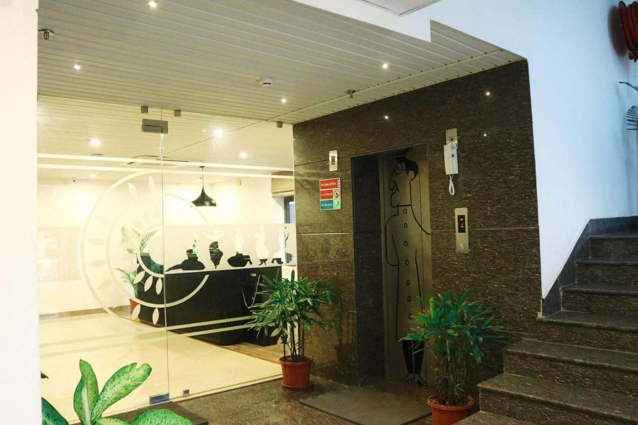 Sm Hives Hotel Бхубанешвар Екстериор снимка