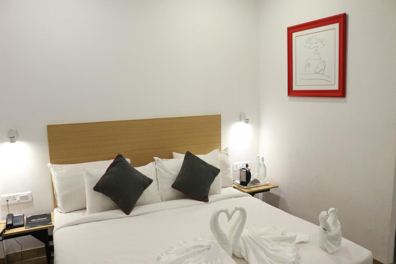 Sm Hives Hotel Бхубанешвар Екстериор снимка